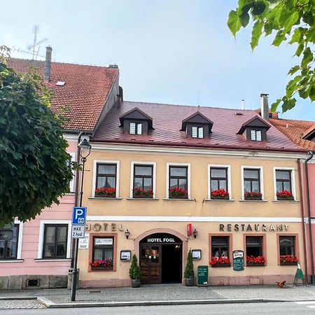 Hotel Fogl Nová Bystřice Bagian luar foto