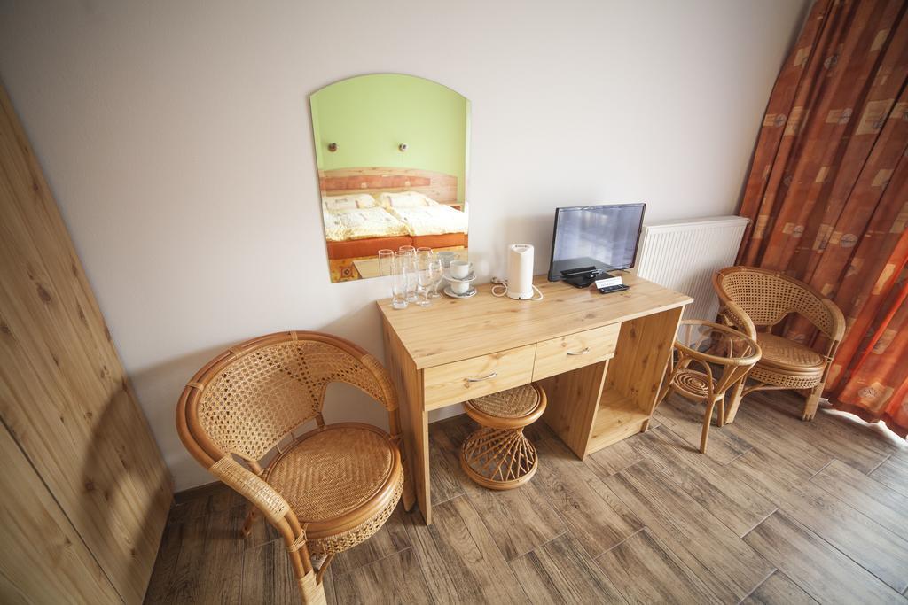 Hotel Fogl Nová Bystřice Bagian luar foto