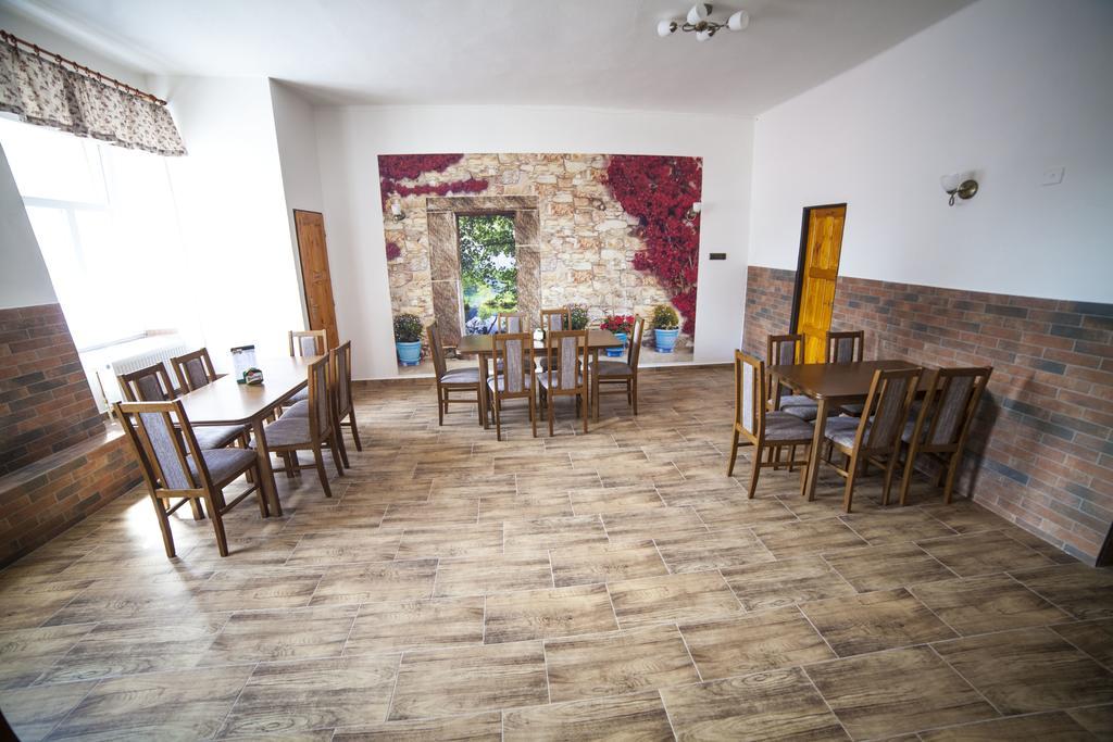 Hotel Fogl Nová Bystřice Bagian luar foto