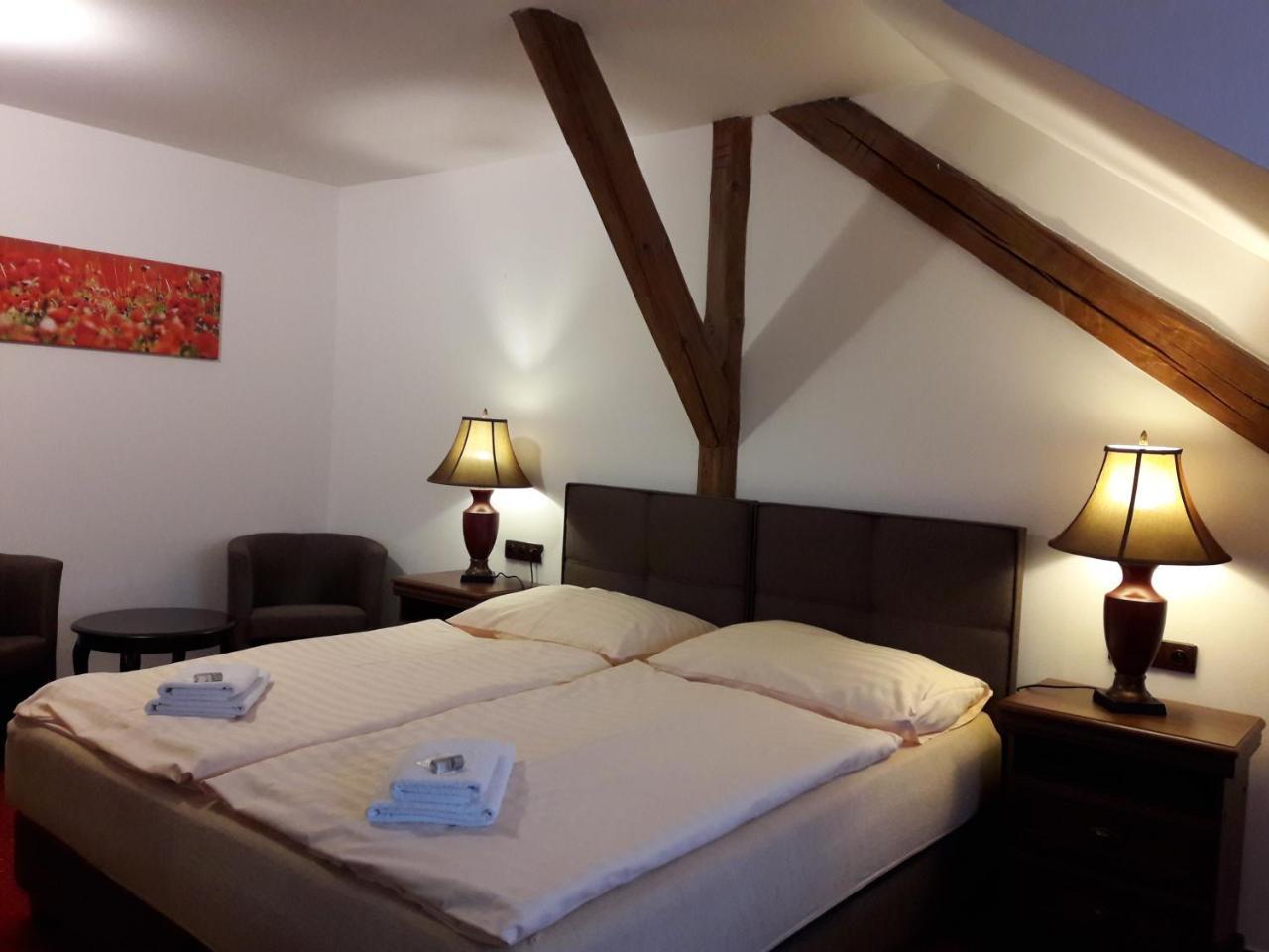 Hotel Fogl Nová Bystřice Bagian luar foto